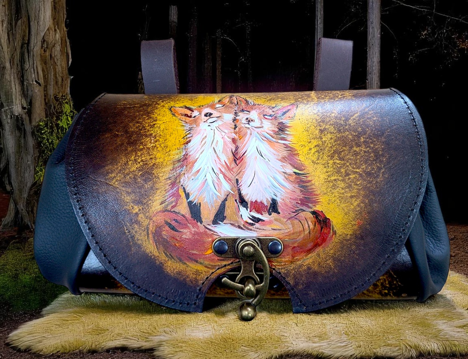 Exklusive Leder Gürteltasche mit 2 Füchsen